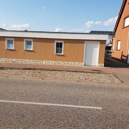 Tinas Ferienwohnung Hohendodeleben Luaran gambar